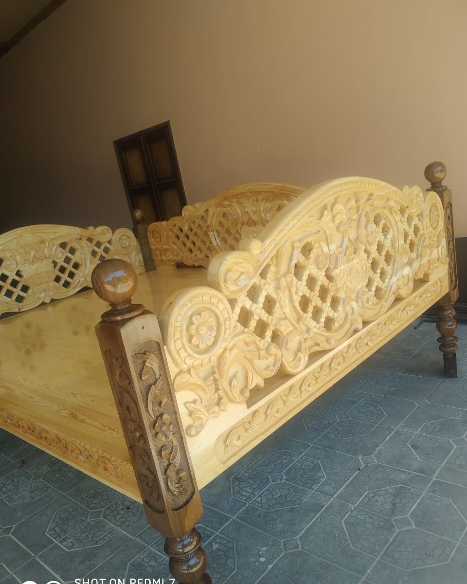 Yogʻoch Kiravat (Tapchan)