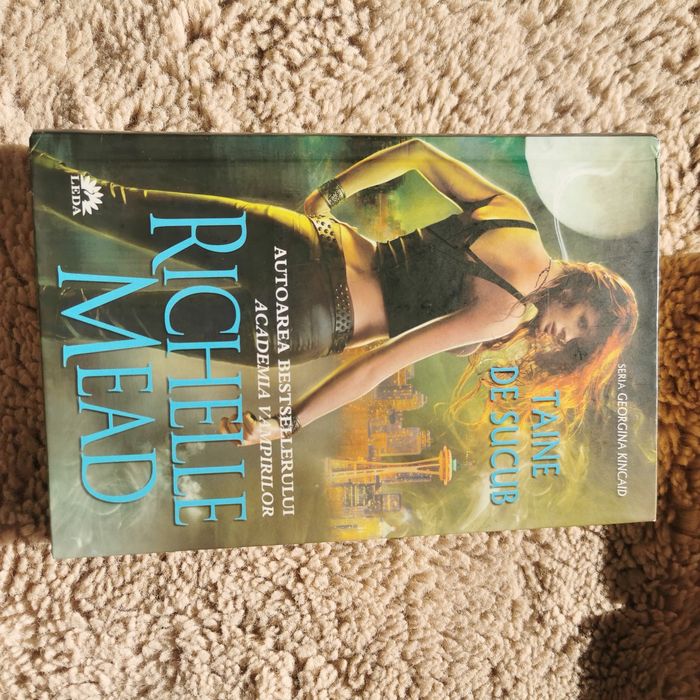 Seria completa "Georgina Kincaid" de Richelle Mead