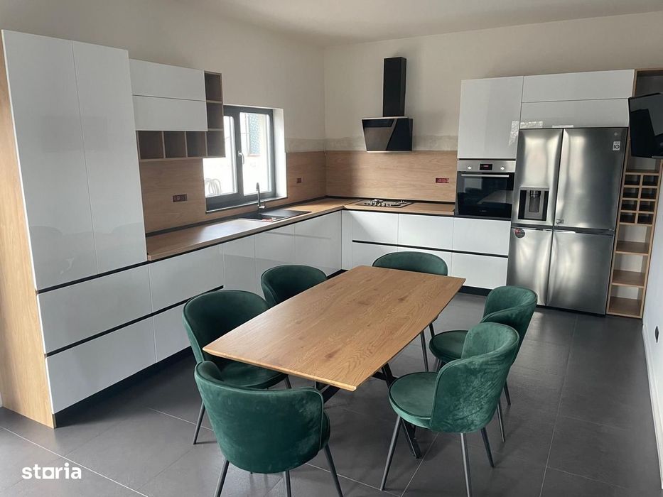 Casa Parter+Etaj ,Valu Lui Traian, Zona Centrala