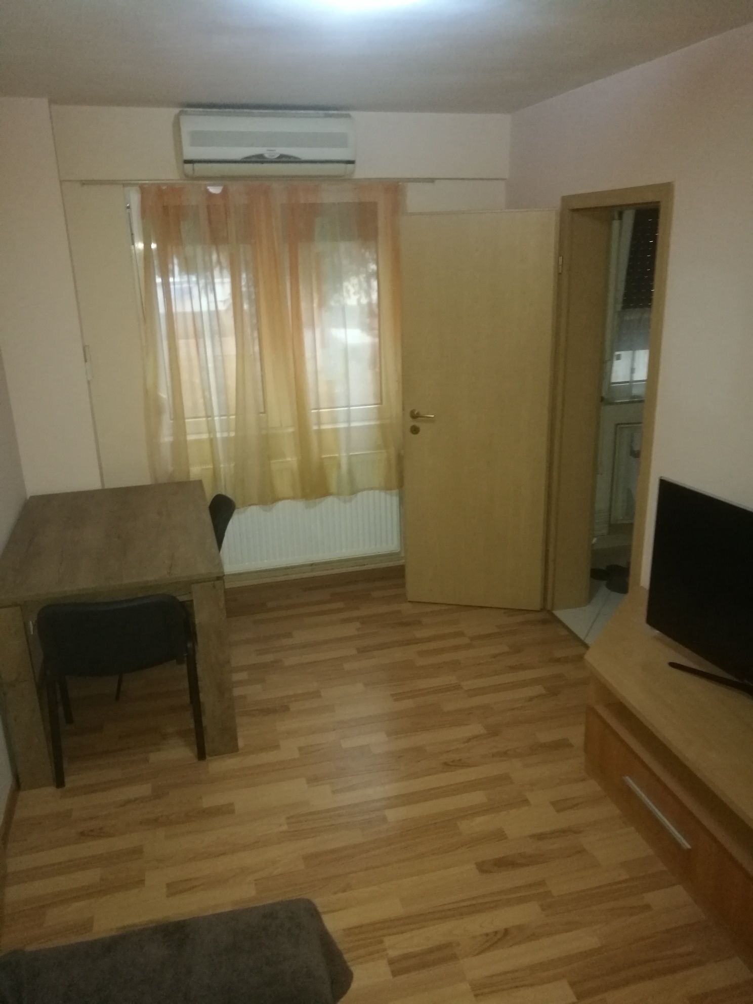 Apartament 2 camere zona Intim - Aleea Faget