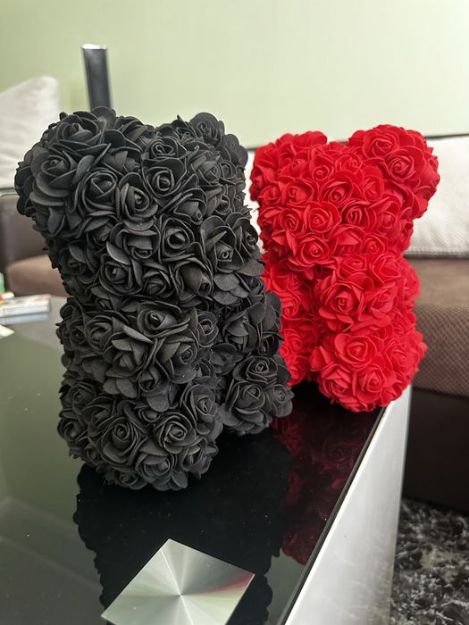 Мечета от вечни рози