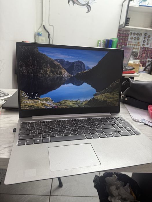 Продам Ноутбук Lenovo ideapad 330s-15arr в хорошем состоянии
