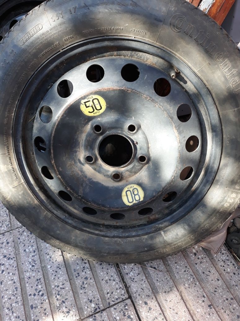 Roți noi ideale pentru trăsură s-au motocultor.preț.520 lei.