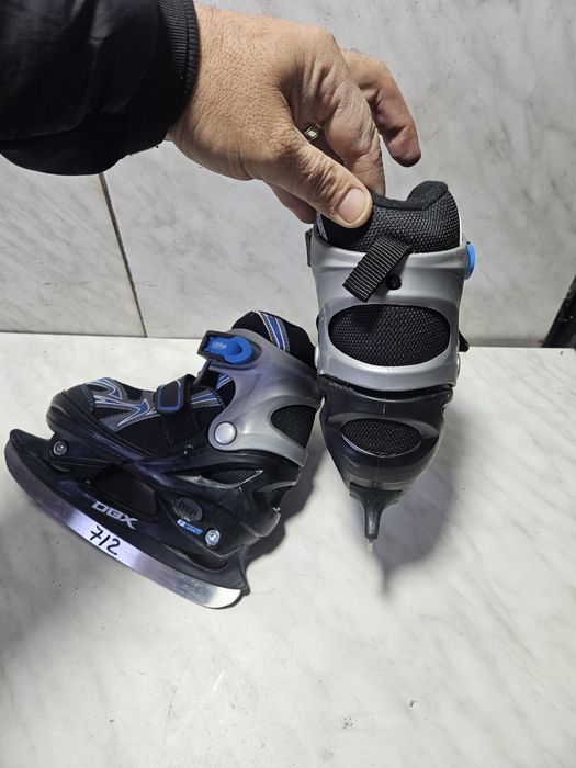Patine 712 gheata reglabile marime 31-32-33-34, 35 SI 36 (20-22,5 cm)