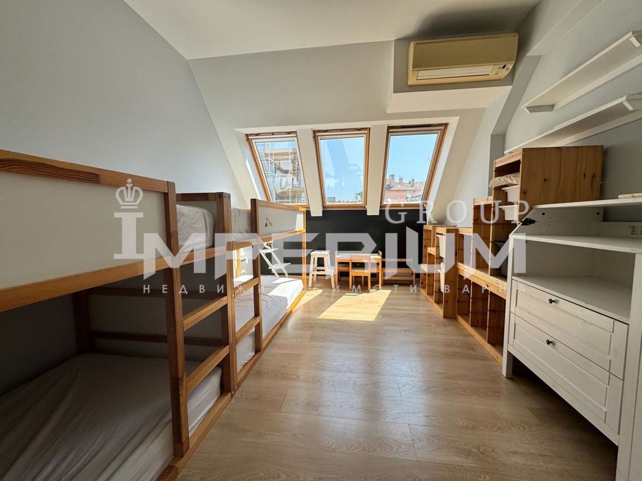 Дава се под наем Тристаен апартамент в Варна, Център - 115 кв.м за 1122 € - Снимка #5