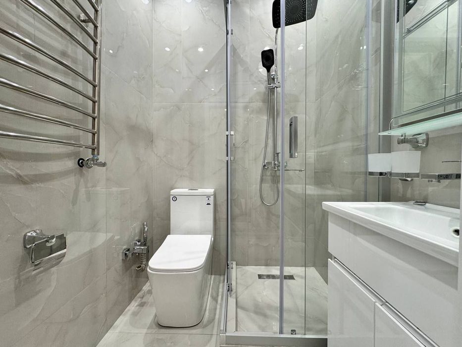 Ахмад Югнакий 2/8/8 квартира евро, новостройка