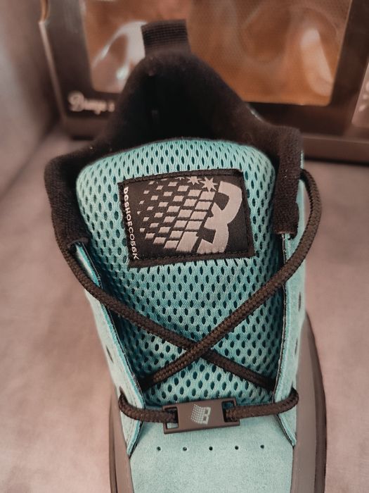 DC x Bronze 56K dark teal blue EU 40.5