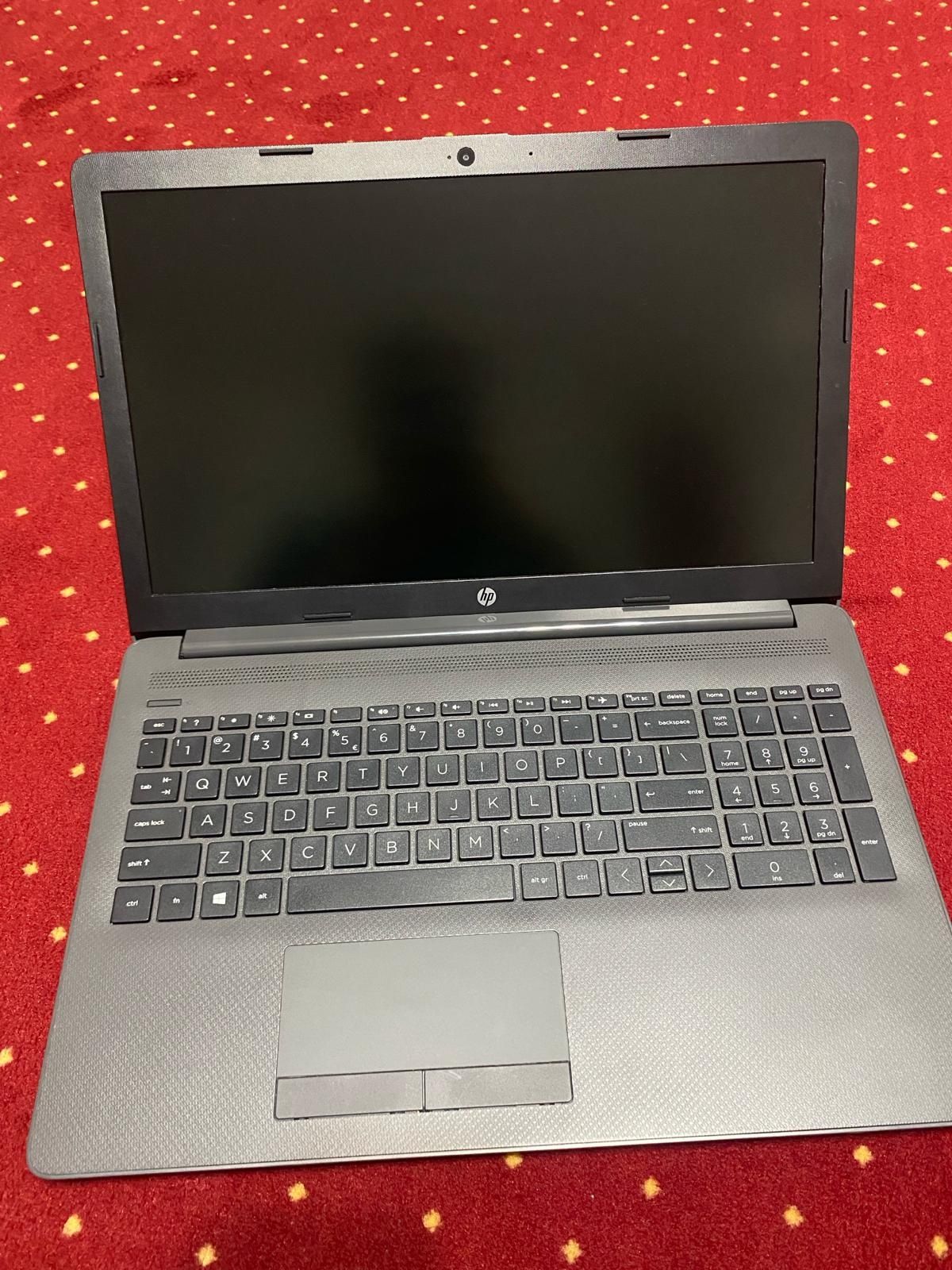 Laptop HP 255 G7