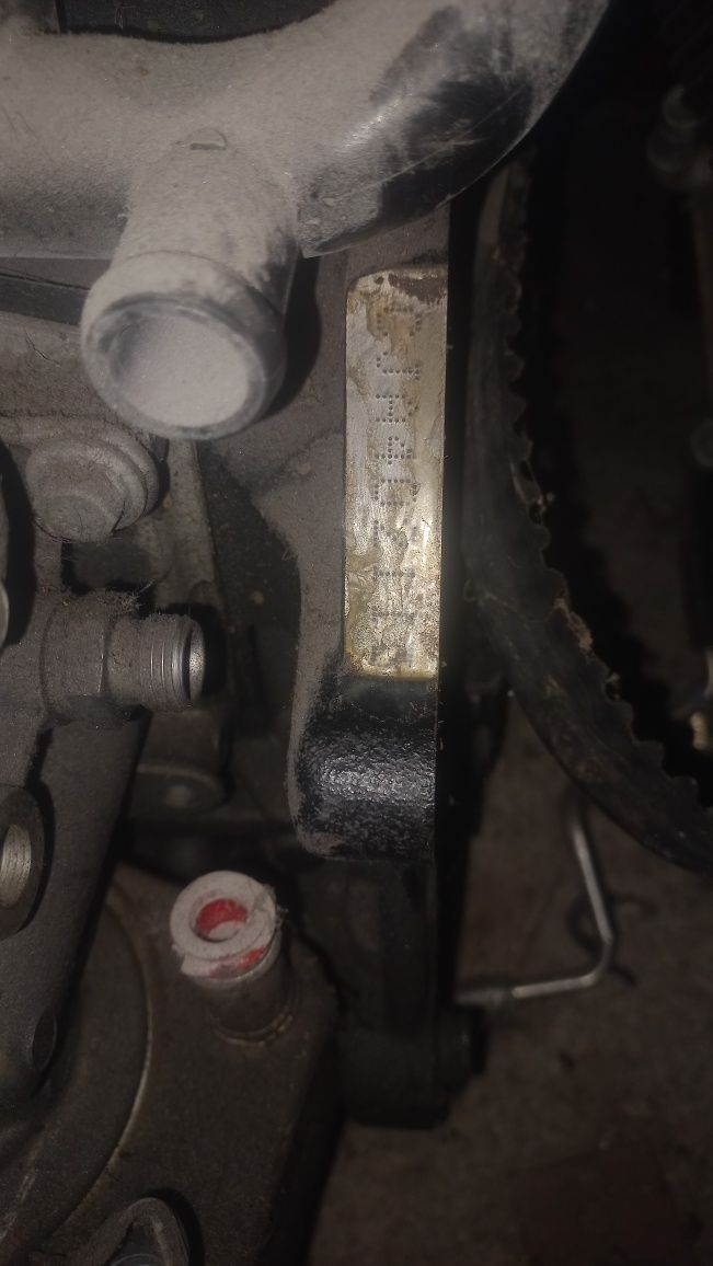 Vw-Audi 4 бр. Двигатели на части 2.0tdi,3.0tdi,3.0supercharcer