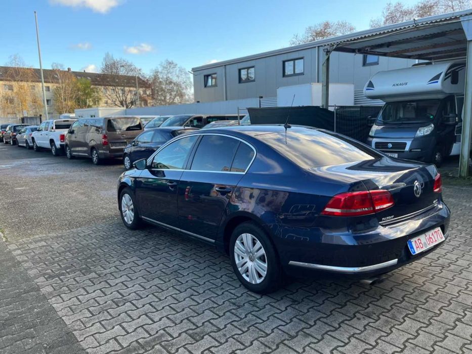 Volkswagen Passat B7 2.0 TSI Comfortline (211 CP) Night Blue Metallic