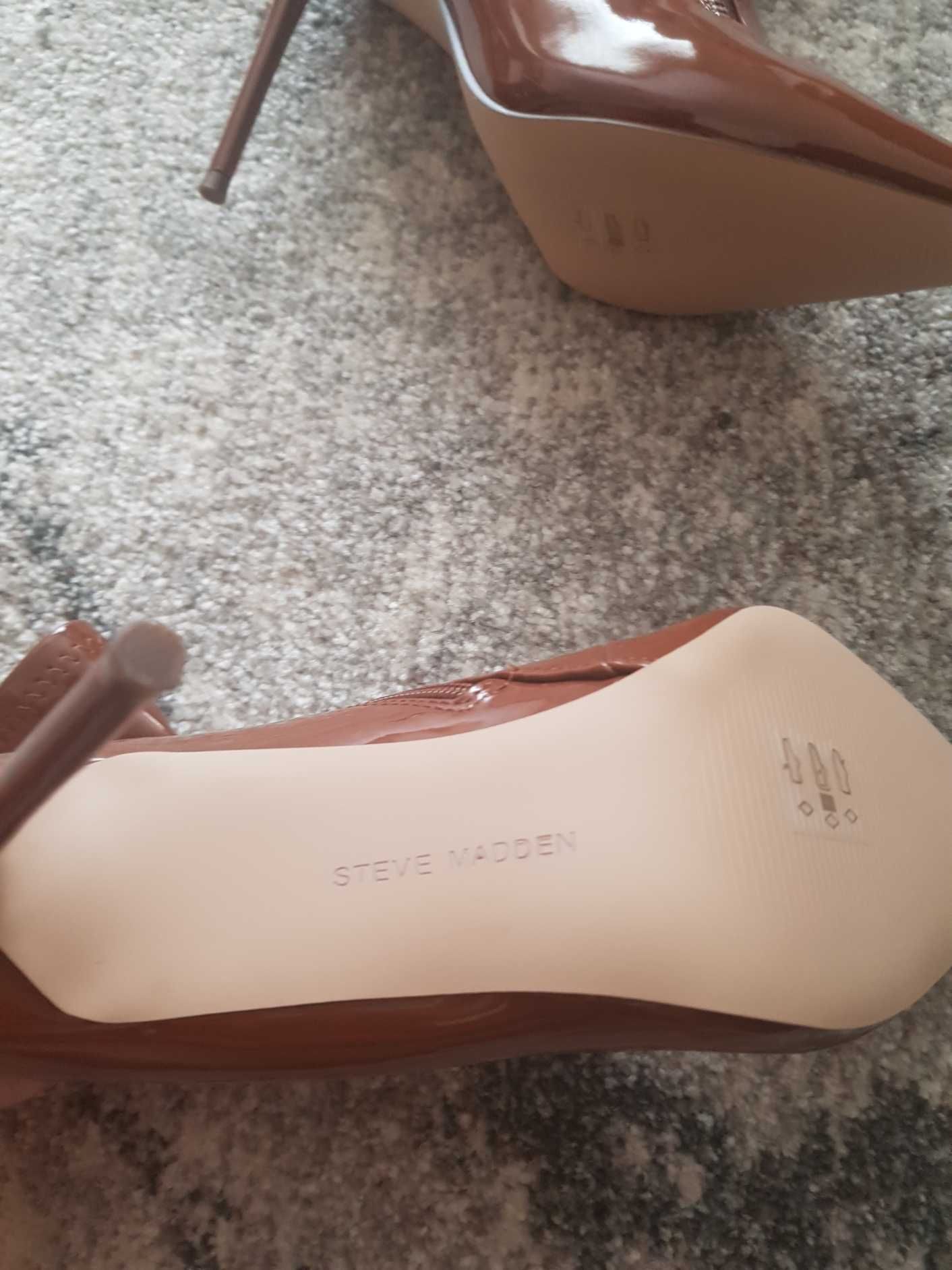 Botine dama Steve Madden marimea 40