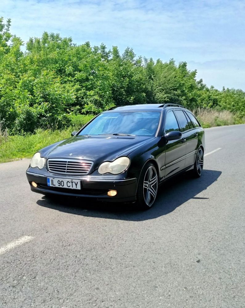 Mercedes c w203 - defect