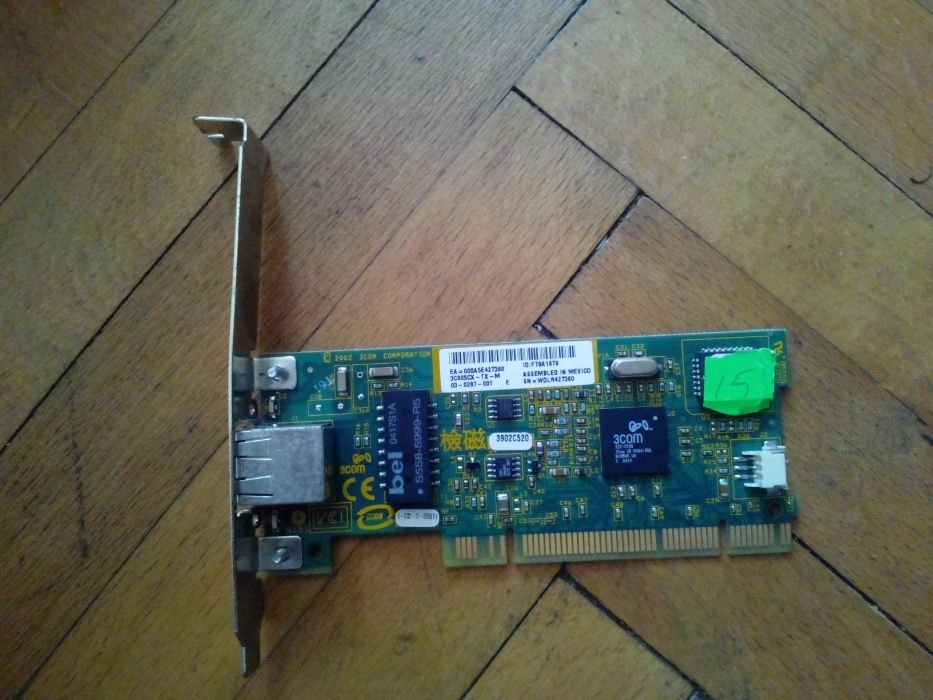 Placa de retea 3Com PCI 10/100Mbps 3C905CX-TX-M 3Com