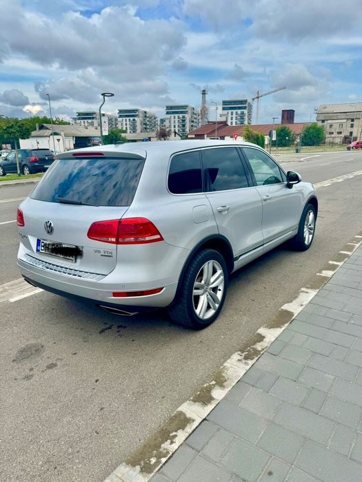 VW TOUAREG 7p 3.0Tdi an 2012. PREȚ 9999€uro