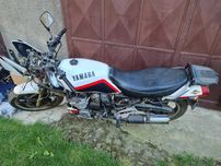 Motocicleta Yamaha XJ600 din 1986 sau doar motorizarea completa