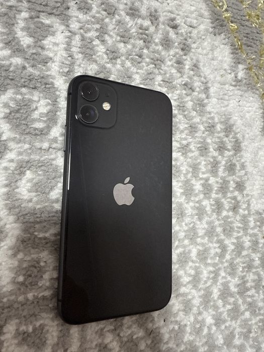 Черный Айфон 11