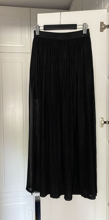 Fusta lunga,neagra marca H&M