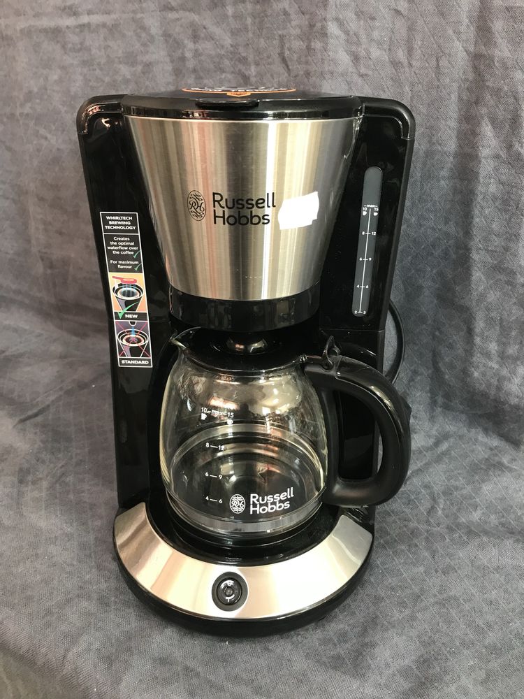 Кафе машина Russell Hobbs