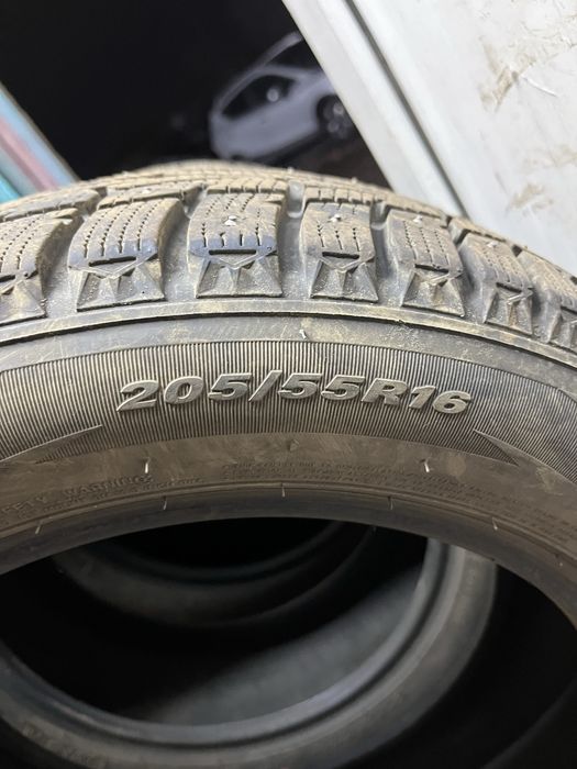 Зимние шины 205х55х16 размер, 3 шт