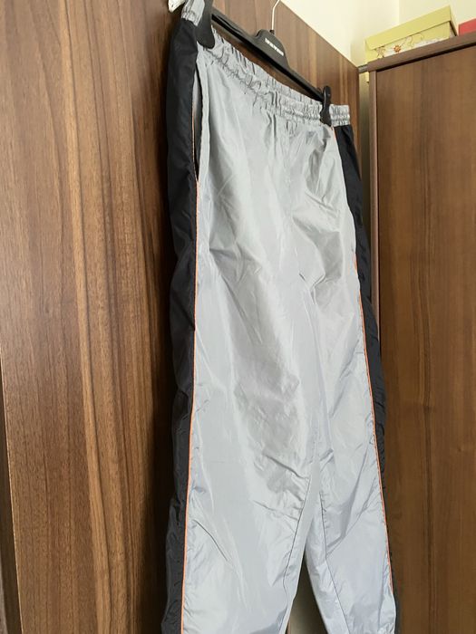 Pantaloni culoare gri de toamna iarna
