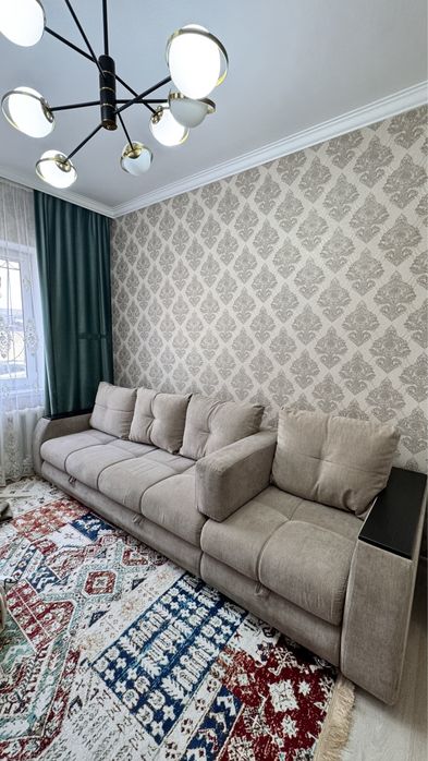 Диван в отличном состаяние