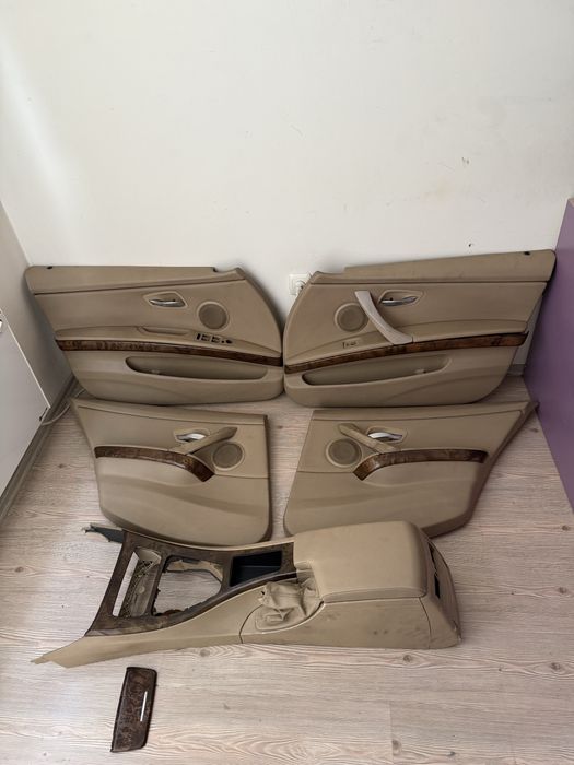 Кори и подлакътник за BMW E90 / E91