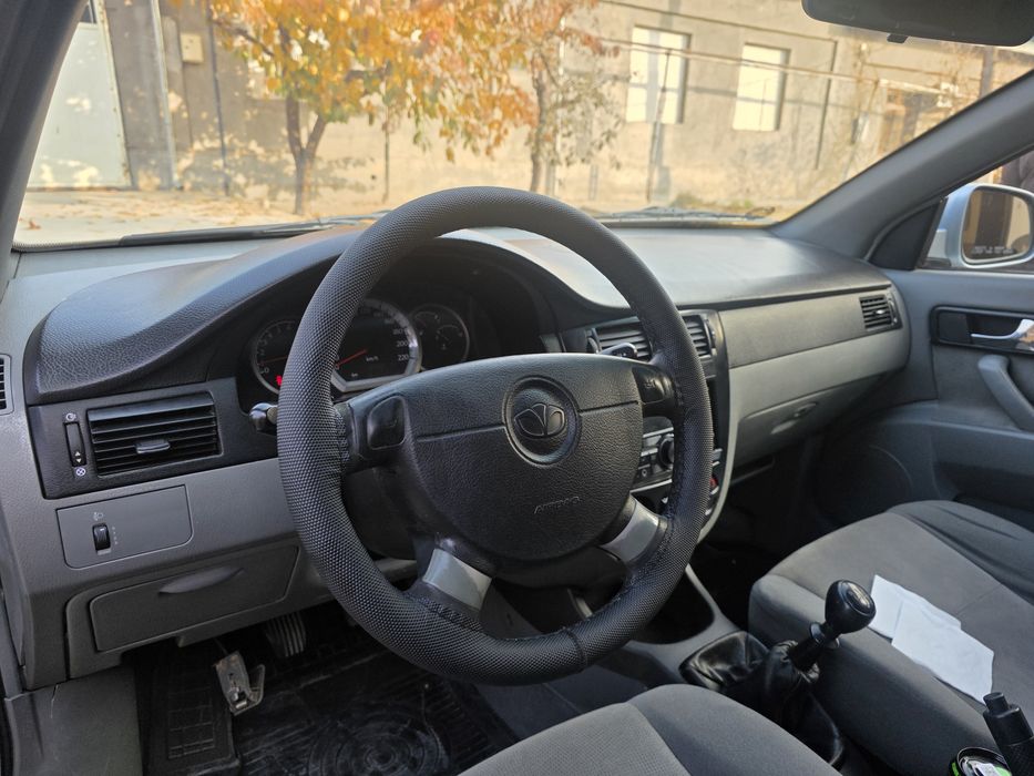 Gentra Lacetti  2013 1-chiqgan gentradan.