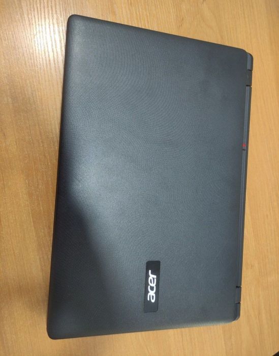 Acer extensa 15 Intel Celeron opertivka 4Gb Xotira 512Gb