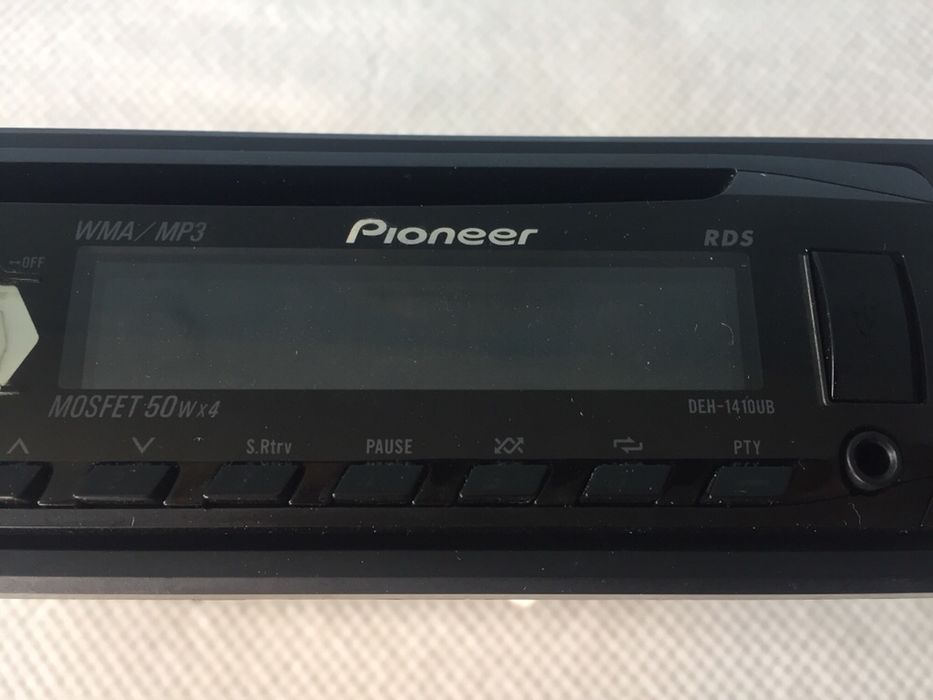 MP3 auto Pioneer DEH-141OUB 50w x4