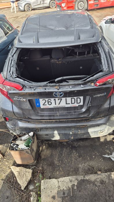 Toyota  c-hr 2.0 hybrid