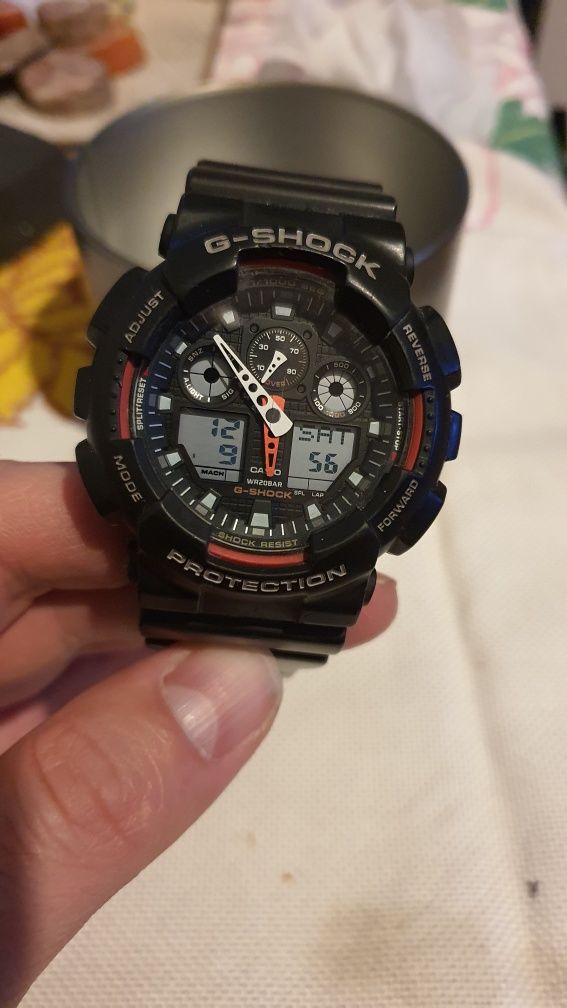 Часовник Casio Gshok GA-100