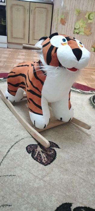 Продается детская качалка