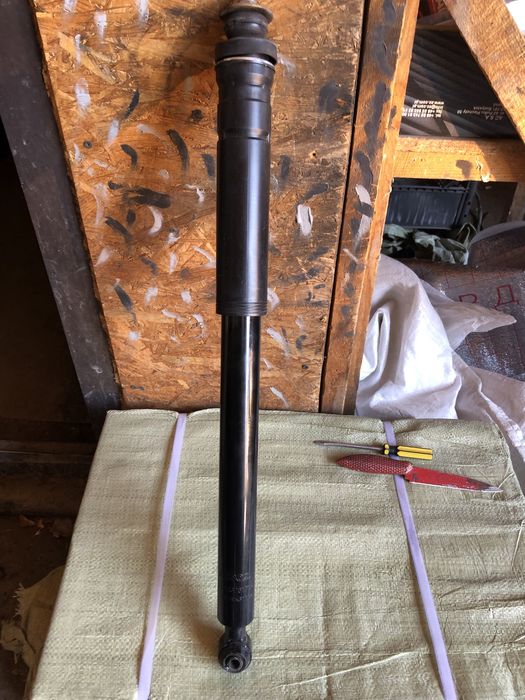 Амортизаторы задние