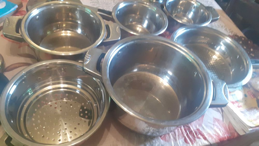 Vand set vase gatit marca Shwartz plus plita inductie Berlinger Haus