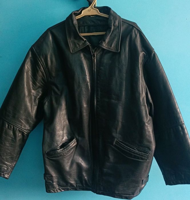 Продаётся кожаная куртка