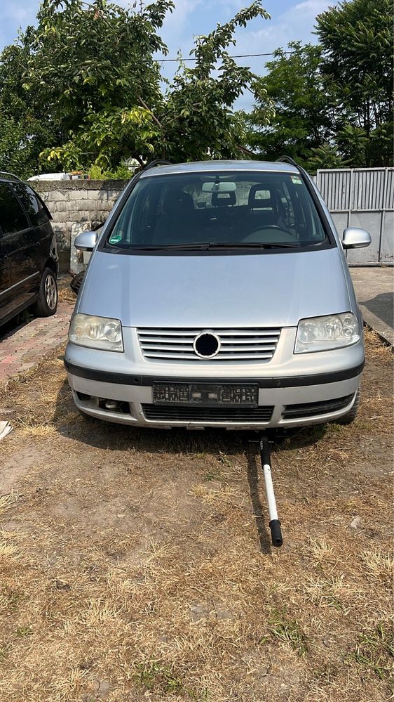 Dezmembrez vw Sharan 1.9 tdi 116 cp 131 cp