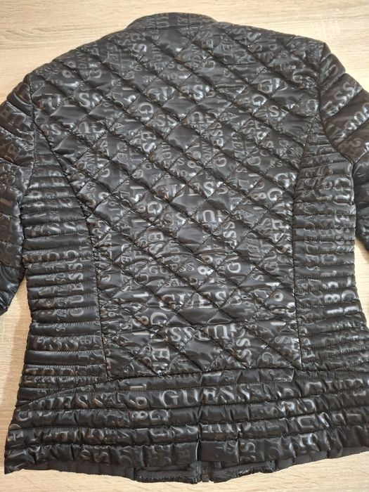 Оригинално Яке GUESS