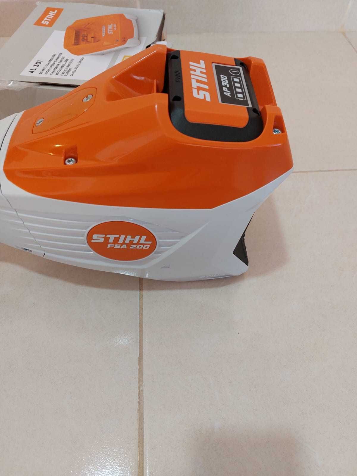 Trimer pe acumulator Sthil