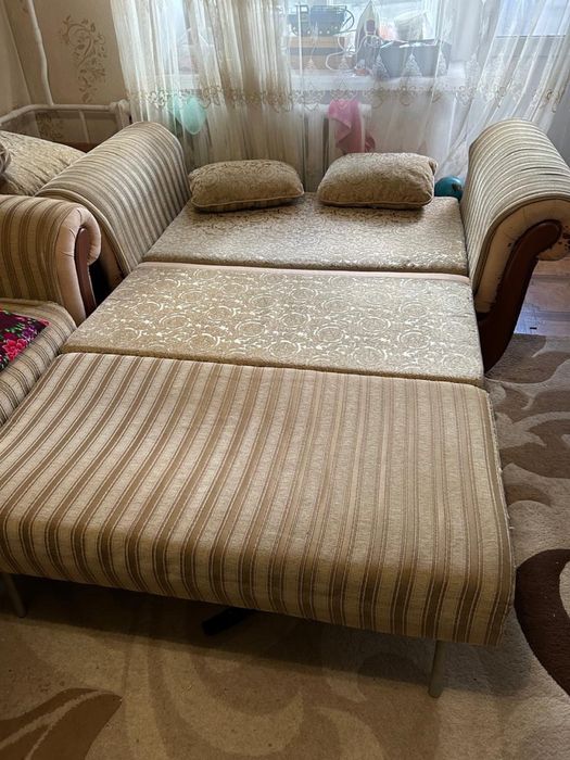 Срочно продается диван 3+2+1