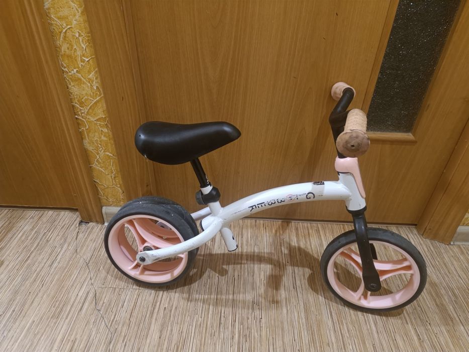 Беговел Globber Go Bike DUO