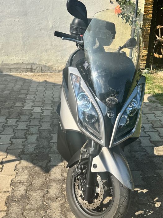 Kymco , 125 cm , cat b , model bussines