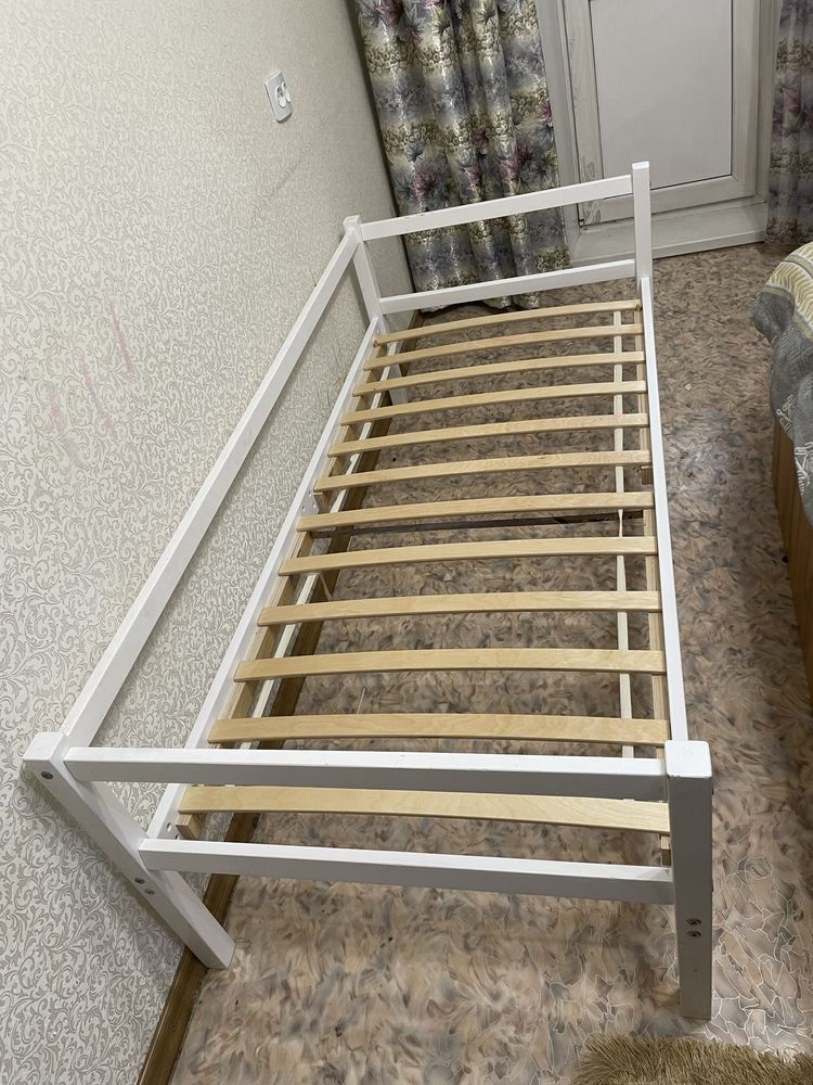 Продам детскую кровать