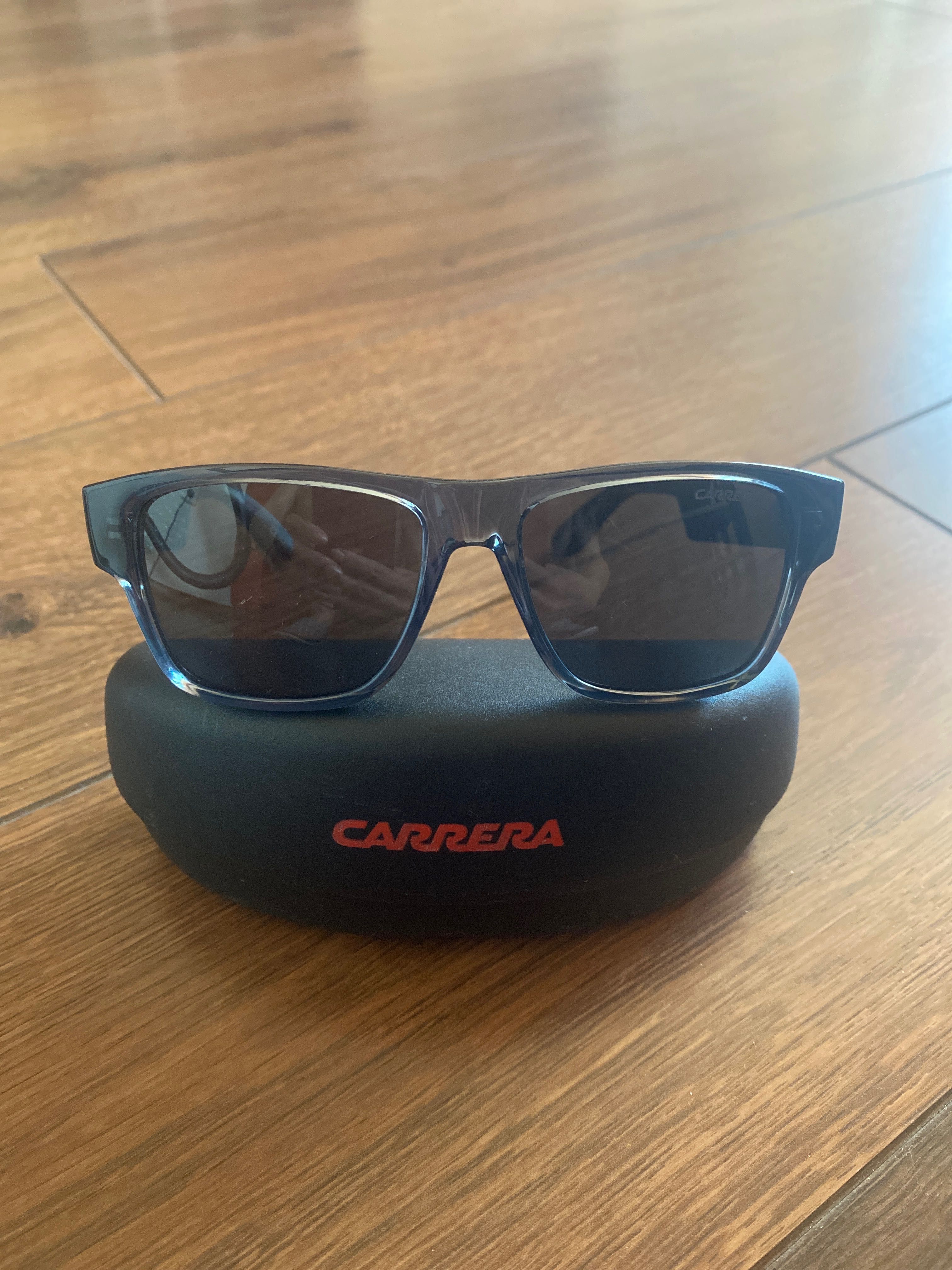 Детски слънчеви очила Carrera