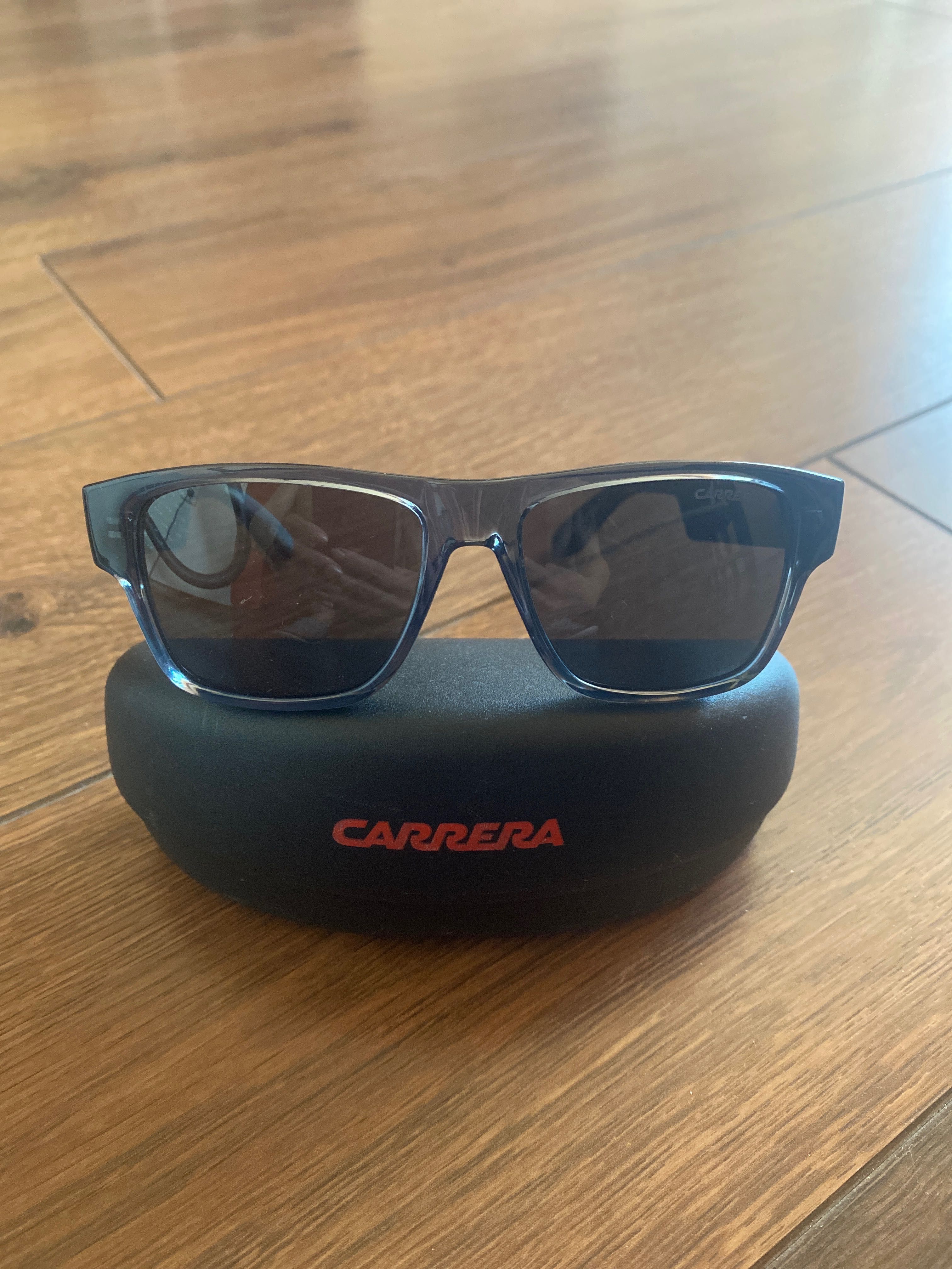 Детски слънчеви очила Carrera