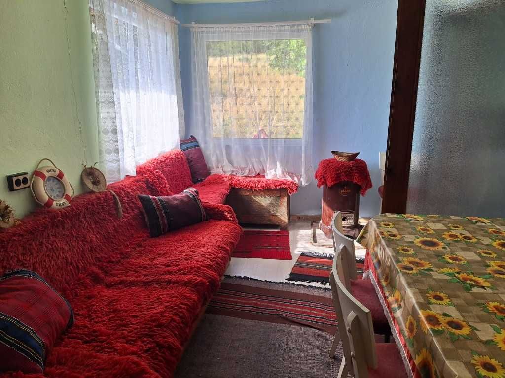 Продава къща село Брънеците