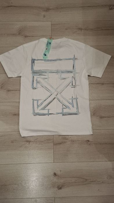 Чисто нова тениска Off white