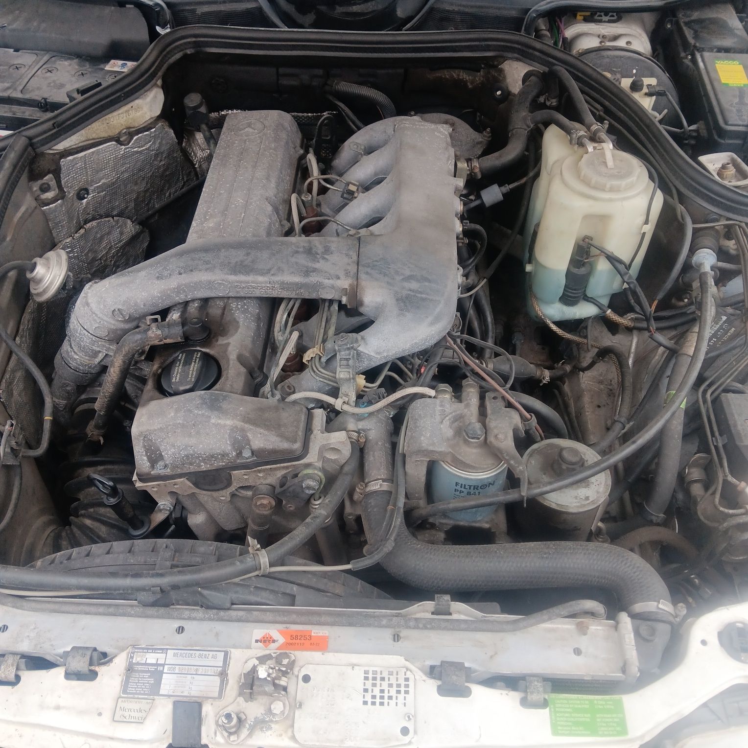 Mercedes W124 300 TD на части!
