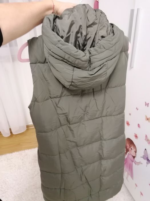 Vesta lunga mărime s-m Verde si negru