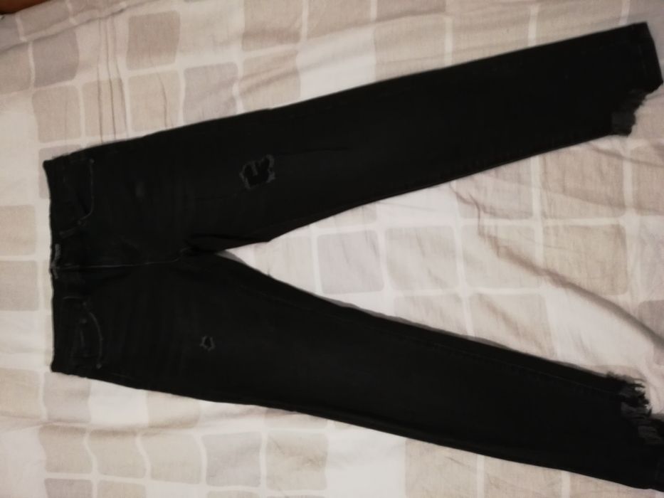 Blugi skiny, Stradivarius, mărimea 38.