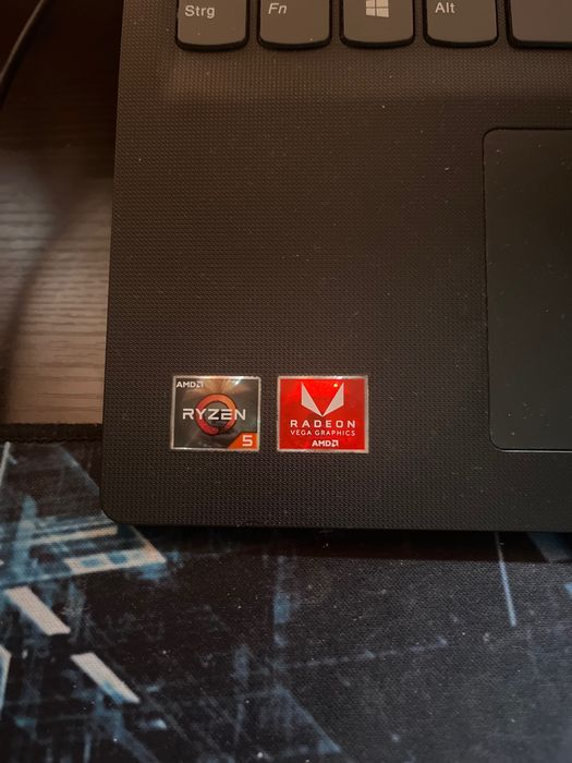 Leptop Lenovo gaming